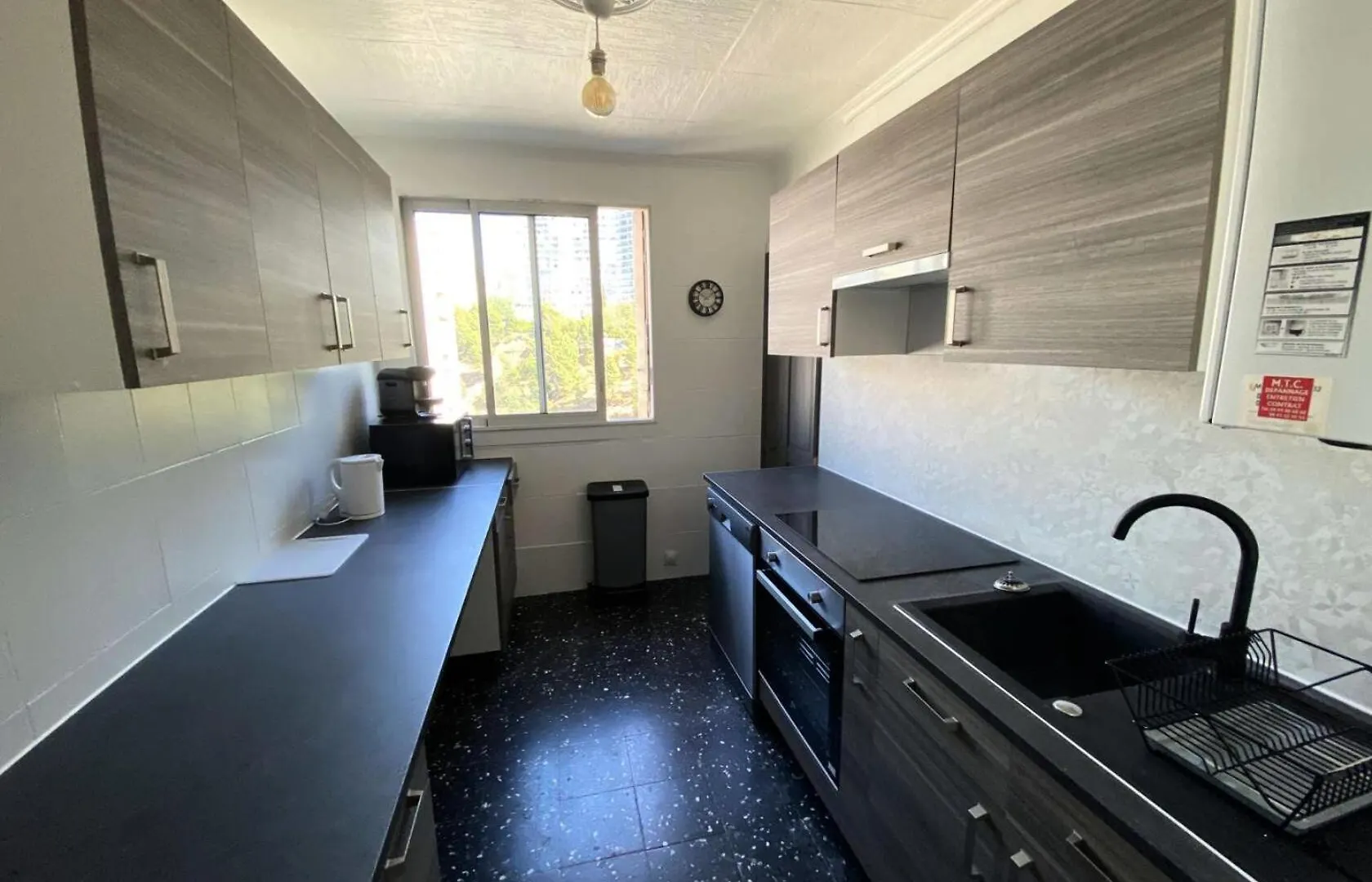 Residence Rouviere - Grand Appartement Vue Mer Budget Maitrise Mae-9664 Marseille 0*,  France