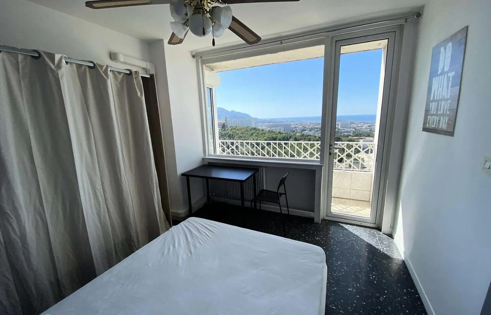 Residence Rouviere - Grand Appartement Vue Mer Budget Maitrise Mae-9664 Marseille France